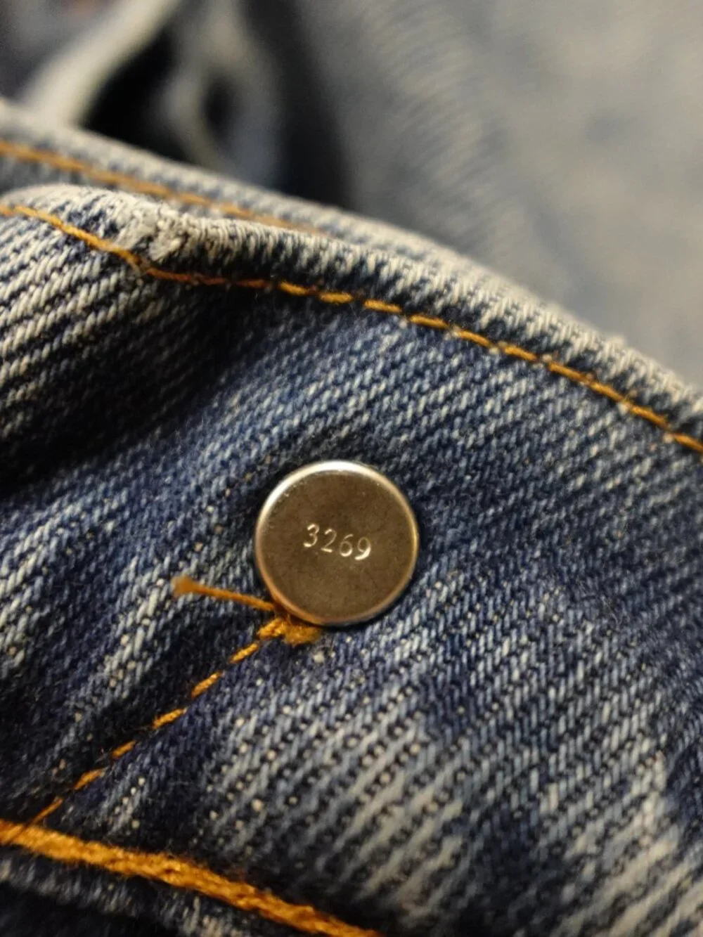 Levi’s Altered 501 Skinny‎ Jeans Women’s 27 Light Wash Distressed Button Fly